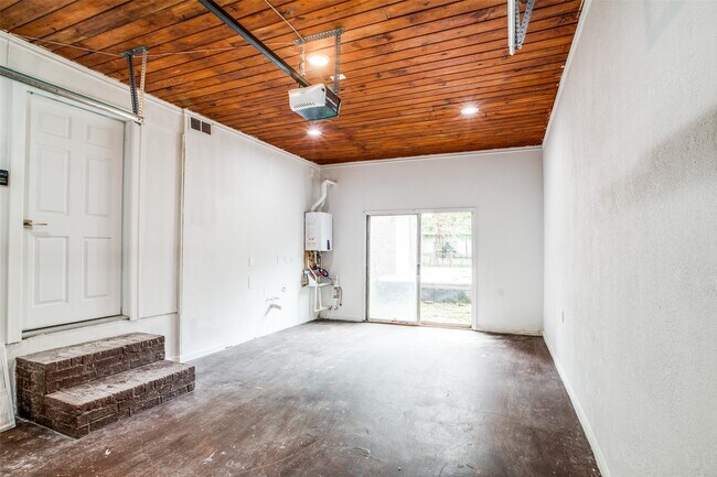 Building Photo - 4409 Rawley St