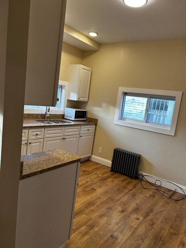 Building Photo - Charming 2-Bedroom Home in the Heart of Carbondale, PA