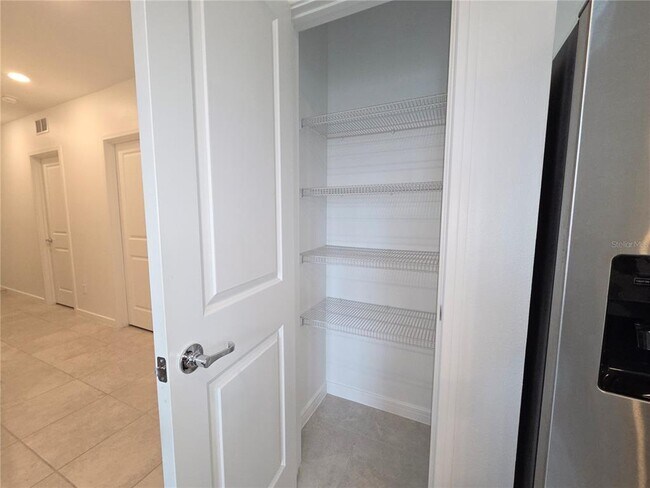 Building Photo - 2130 Bur Oak Blvd