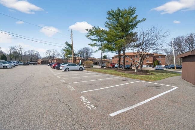 Building Photo - 20 Westgate Rd