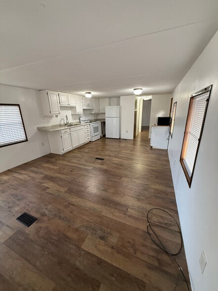 Building Photo - 8312 Lucas Ln