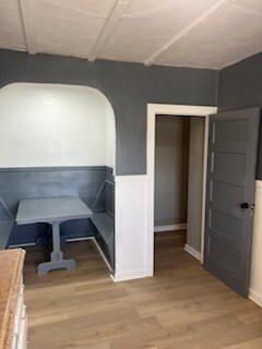 Building Photo - 1279 W 9th St