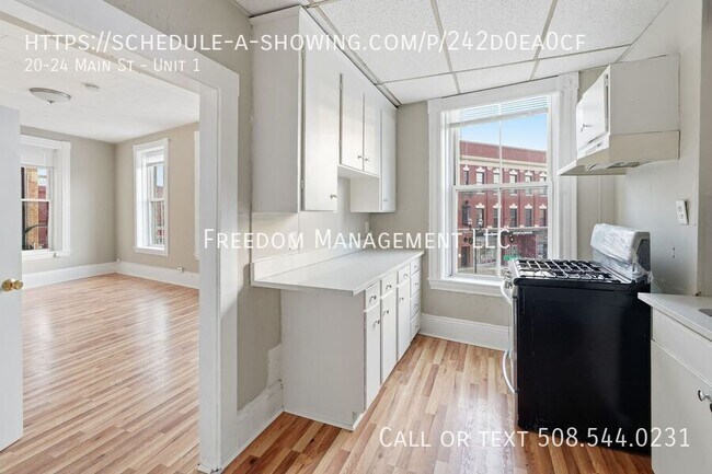 Building Photo - 20-24 Main St-Unit 1