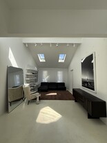 Building Photo - 40 Dogwood Ln