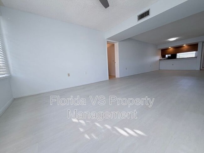 Building Photo - 3511 Village Blvd