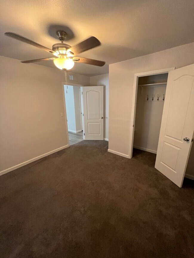 Building Photo - Paradise Home for rent, Great Location, 3 ...