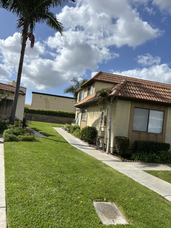 Primary Photo - 6592 Westpark Pl