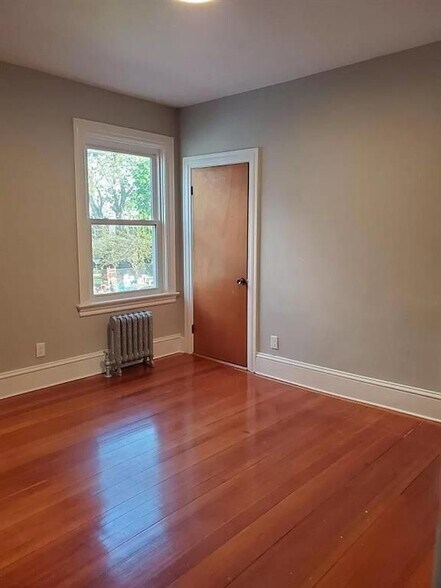 Building Photo - 118 Wentworth Ave