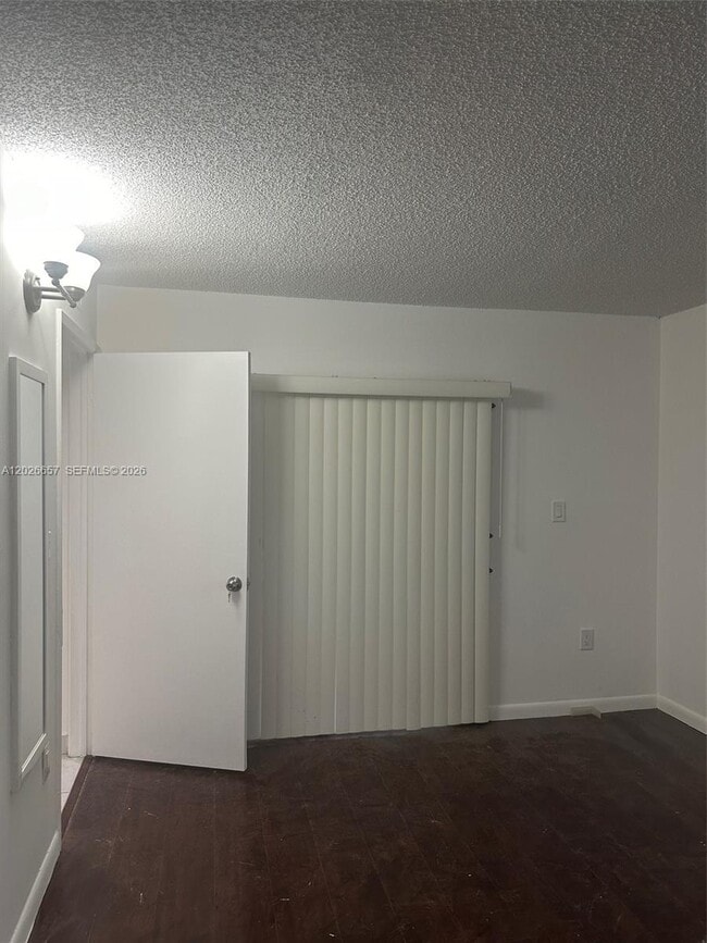 Building Photo - 9255 SW 125th Ave