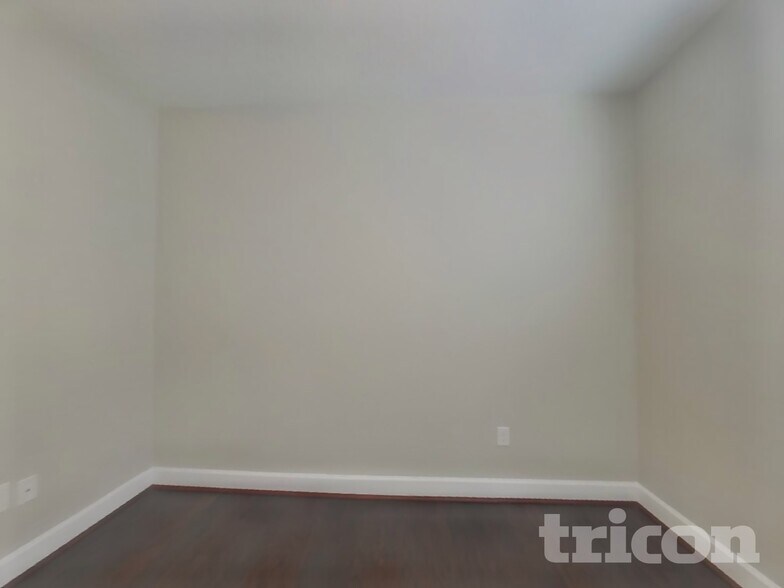 Building Photo - 4718 Garden Arbor Way