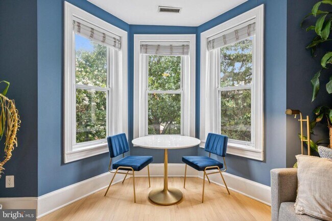 Building Photo - 2025 13th St NW