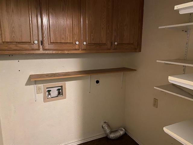 Building Photo - 8208 Willow Glen Ct