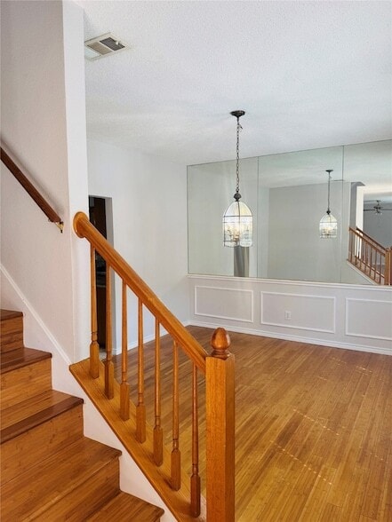 Building Photo - 2305 Buckeye Dr