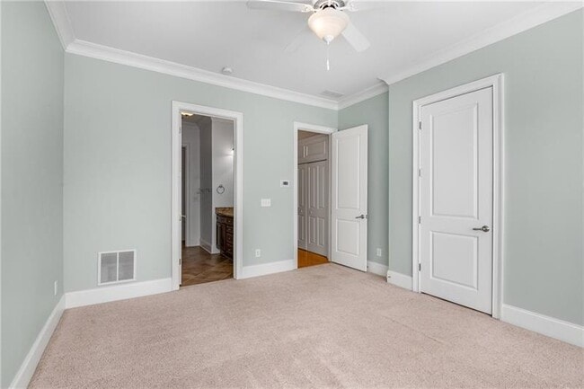 Building Photo - 1420 Briarhaven Trail