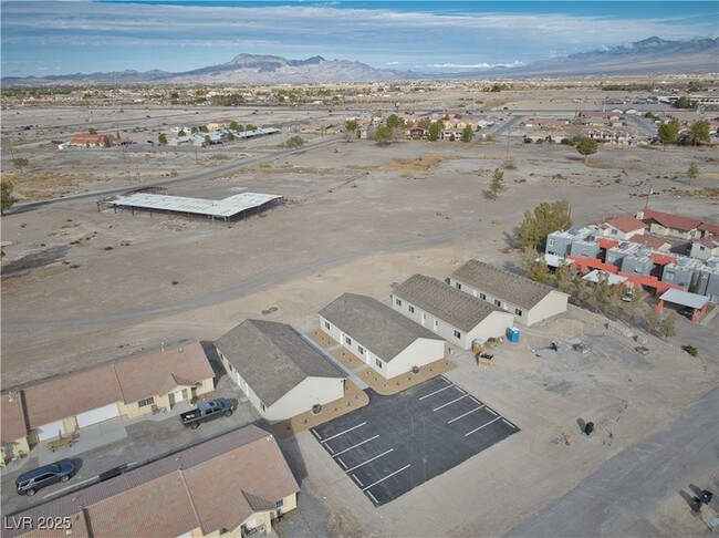 Building Photo - 610 San Lorenzo St