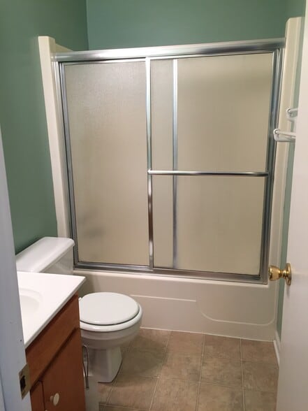 Building Photo - 365 Duo Dr