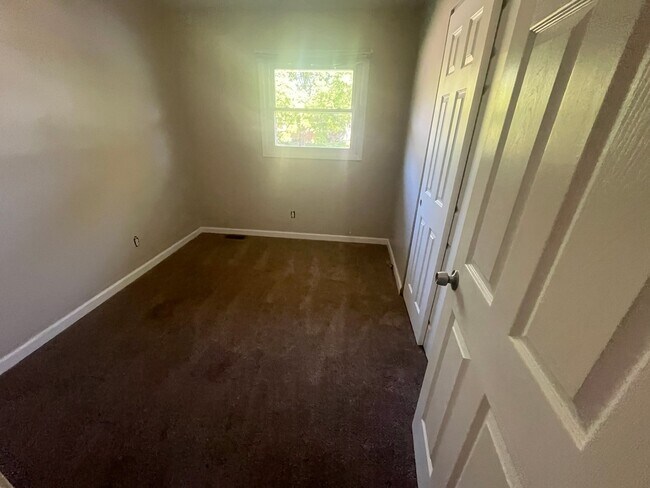 Building Photo - 2406 Wythe Ct
