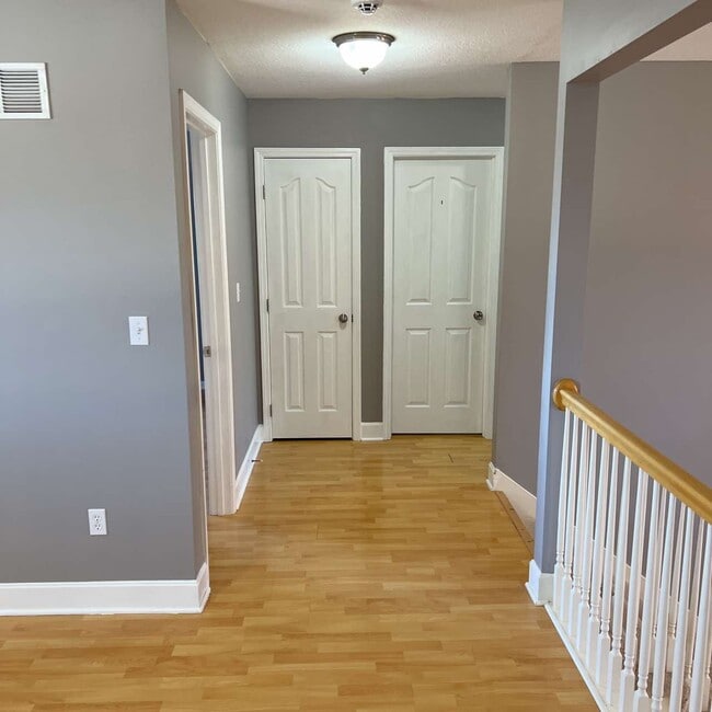 Building Photo - 1221 Dustins Way