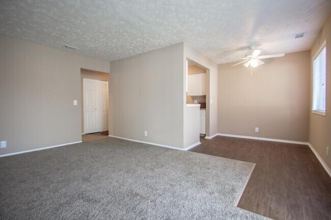 Building Photo - 11806 Arbor St