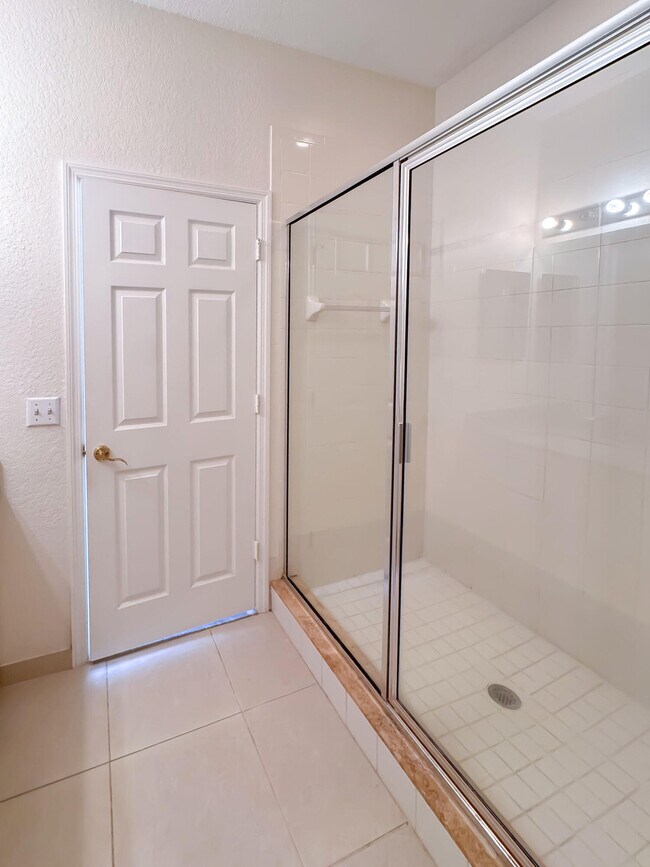 Building Photo - 55 SE Palermo