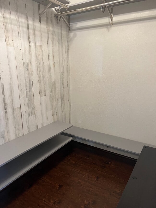 Building Photo - 10018 Storm Meadow Dr