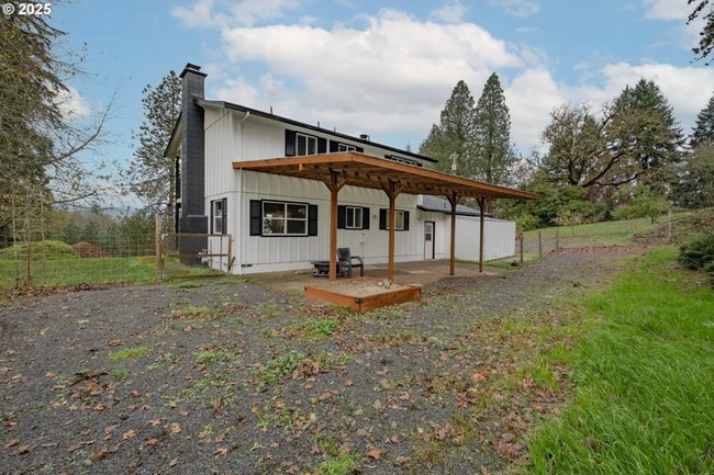 Building Photo - 3bedroom 2bath House