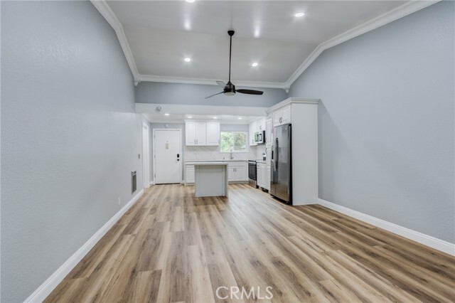 Building Photo - 23261 La Glorieta