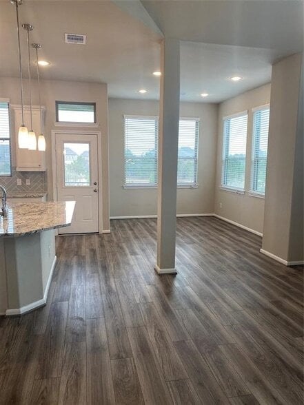 Building Photo - 16226 Rattlesnake Run Trail