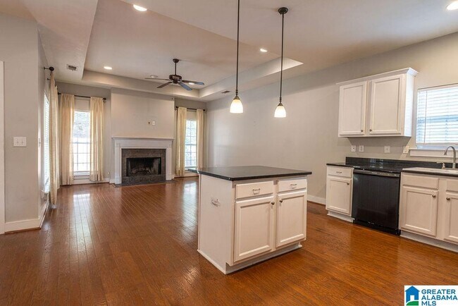 Building Photo - 216 Chesser Way