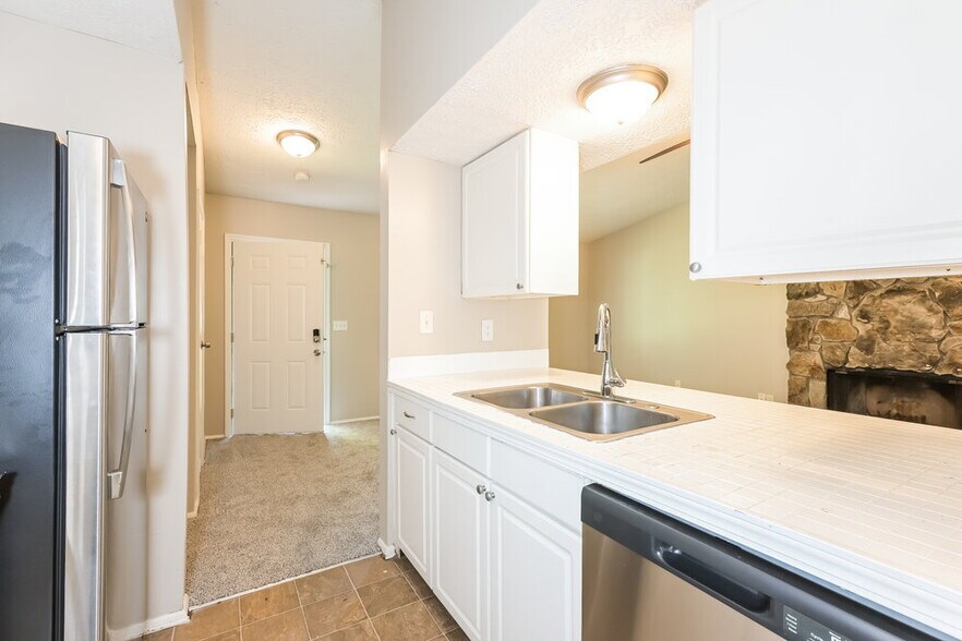 Building Photo - 1103 Sandune Dr