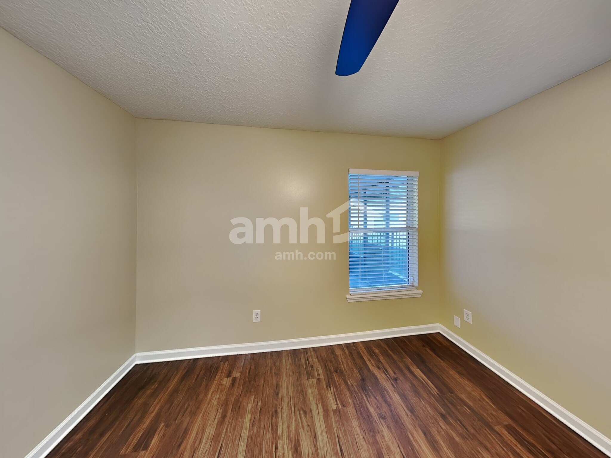 Building Photo - 1690 Rustling Dr