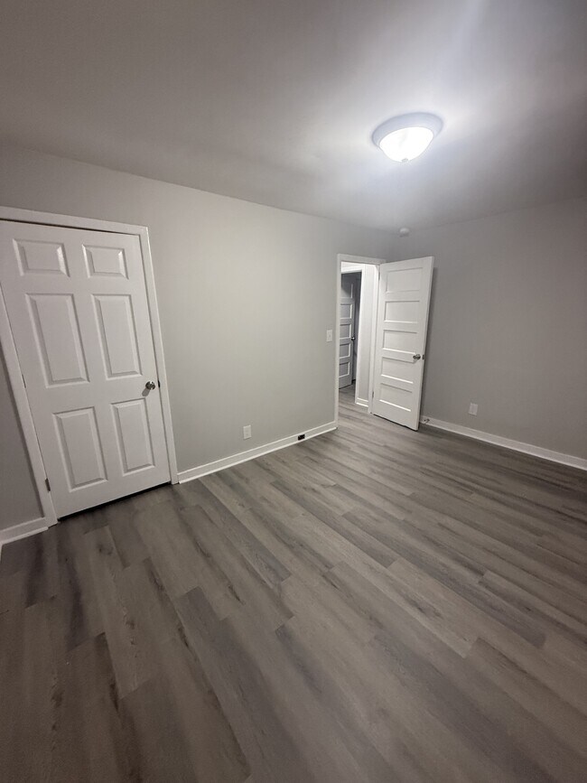 Building Photo - 524 Carmen Pl