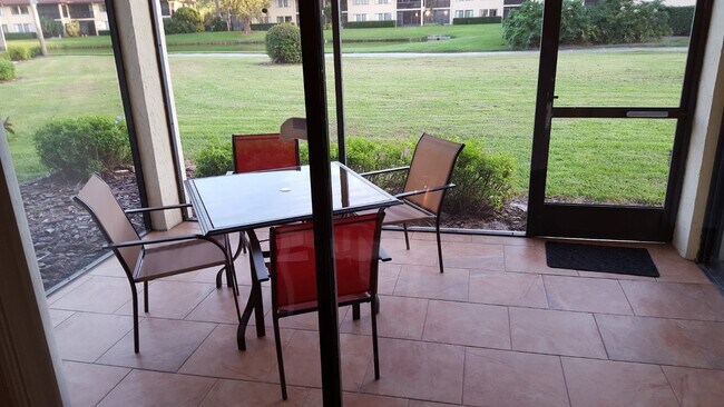 Building Photo - 5150 Willow Links