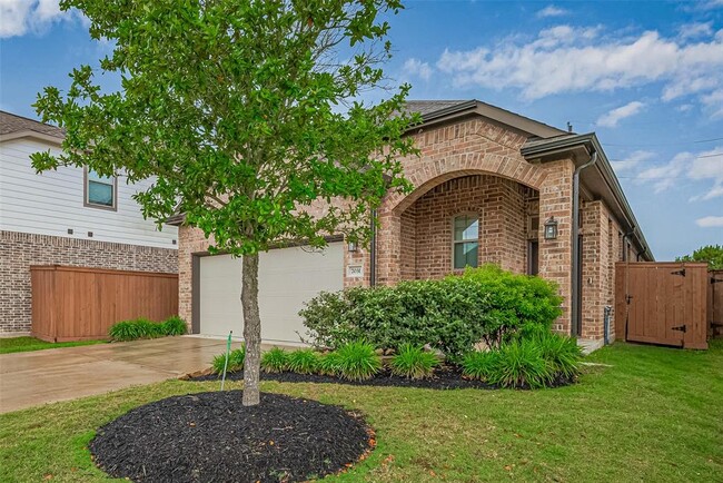 Primary Photo - 7031 House Wren Ct
