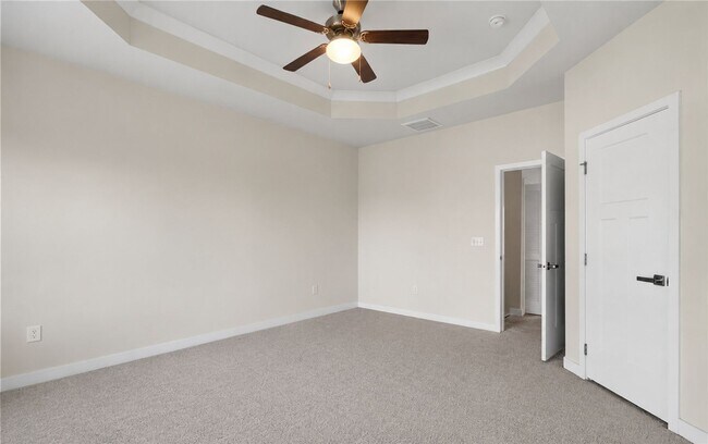 Building Photo - 459 Westport St