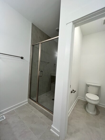 Building Photo - Room in Townhome on Kiernan Grove Ln