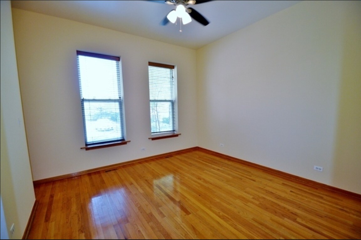 Building Photo - 6412 S Woodlawn Ave
