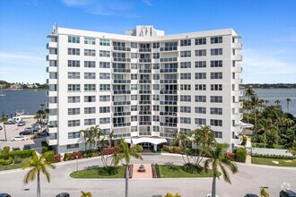 Building Photo - 2800 N Flagler Dr
