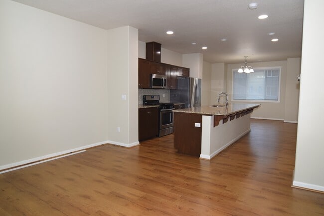 Building Photo - 181 Northeast 78th Avenue