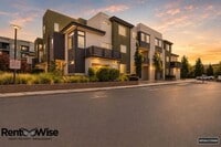 Building Photo - 29384 Hub Ln