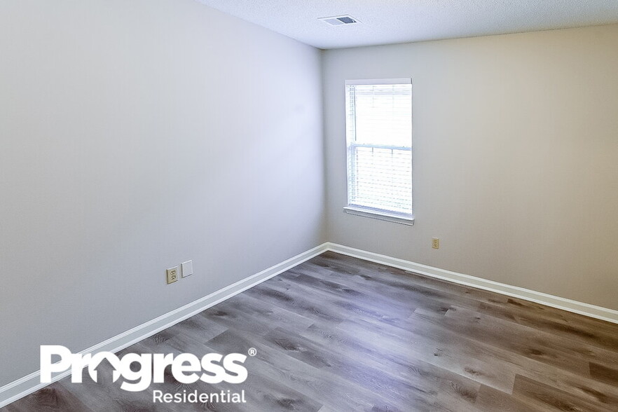 Building Photo - 5869 Steffani Dr