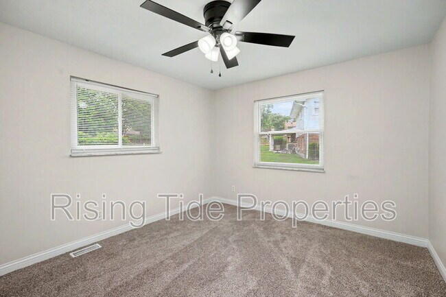 Building Photo - 2569 Richmar Dr