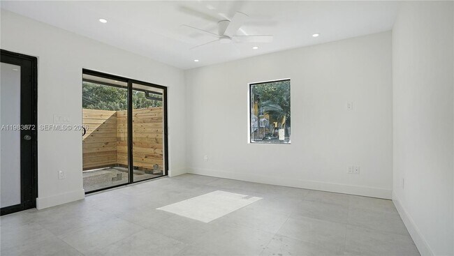 Building Photo - 1119 W Las Olas Blvd