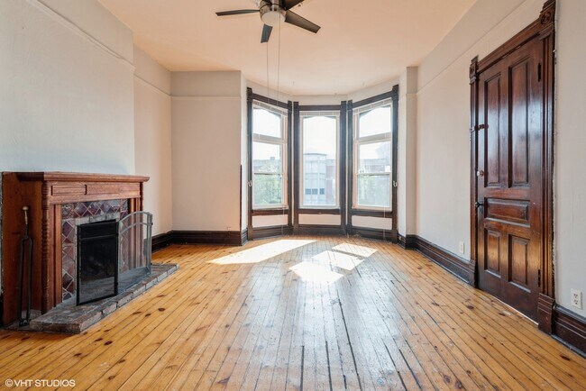 Building Photo - 2150 N Halsted St