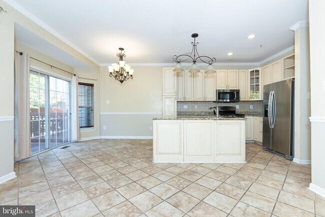 Building Photo - 8213 Brooktree St