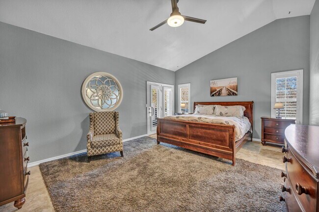 Building Photo - 6500 Brookview Cir