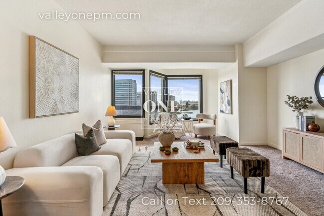 Building Photo - Fully Furnished Condo With Panoramic San Francisco Bay Views and Unbeatable Amenities