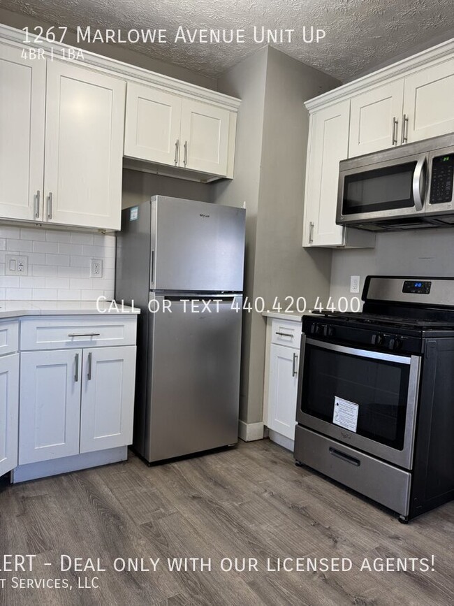 Building Photo - Updated 4 bed 1 bath 2 floors unit with a ...