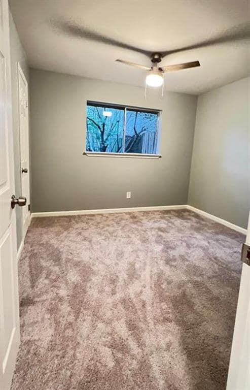Building Photo - 415 Skywood Dr