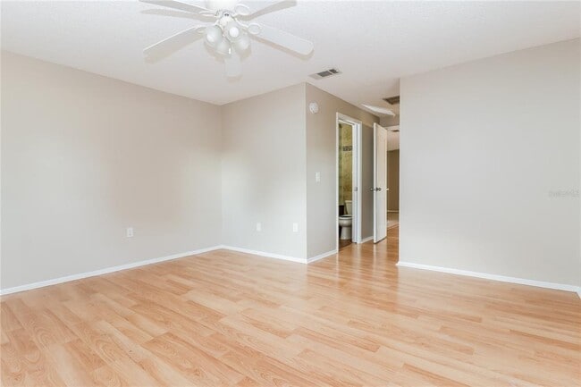Building Photo - 8120 Blue Finch Way